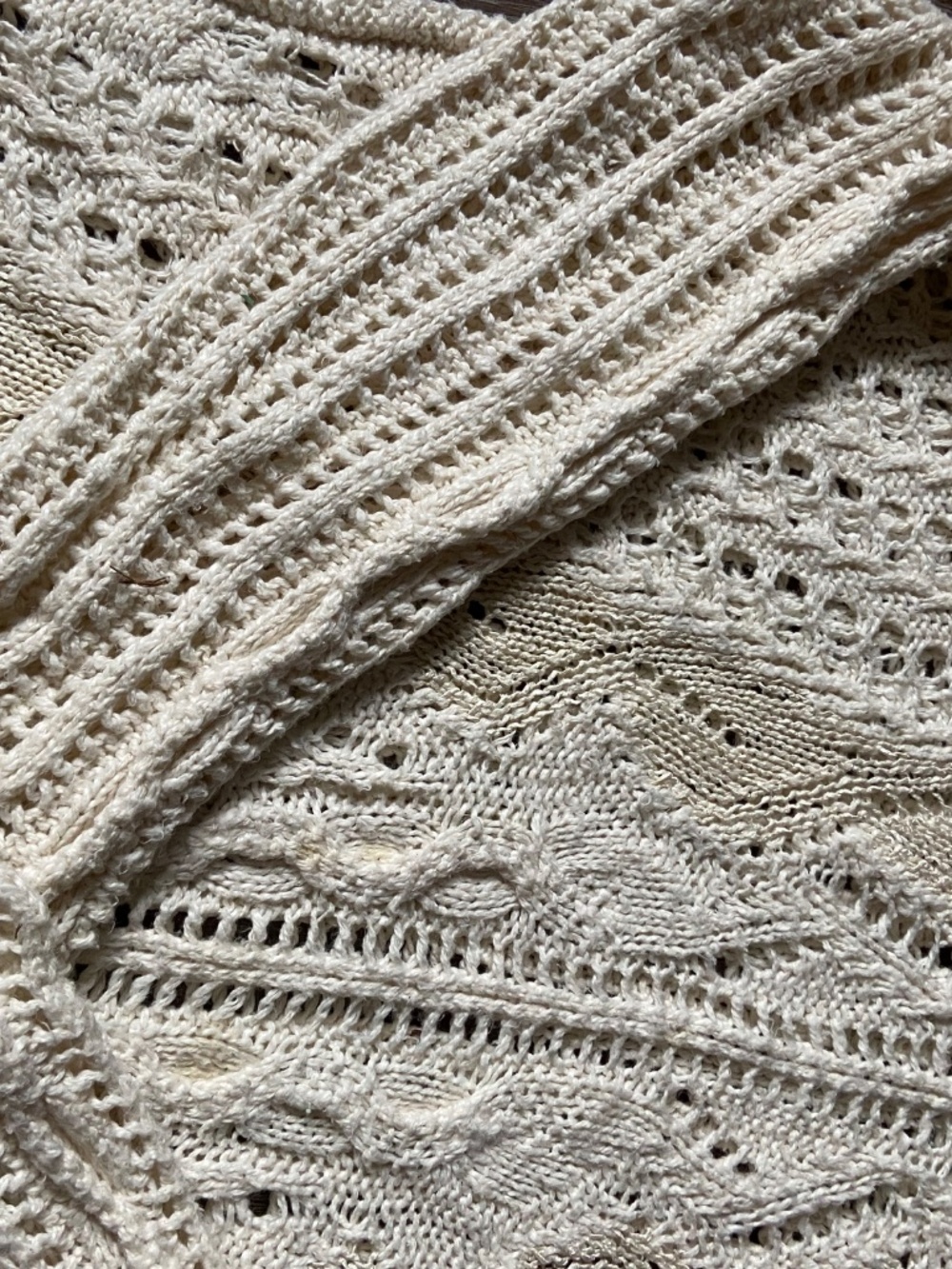 Beige knit pullover - Picture 2 of 4